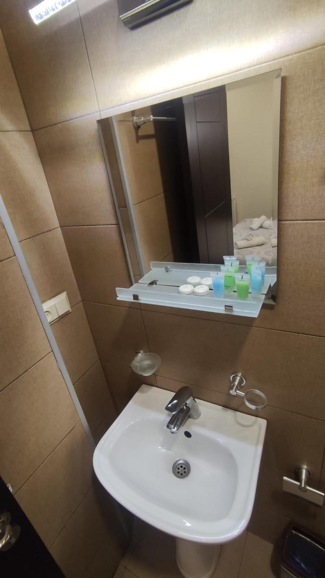 Batumi Hotel מראה חיצוני תמונה