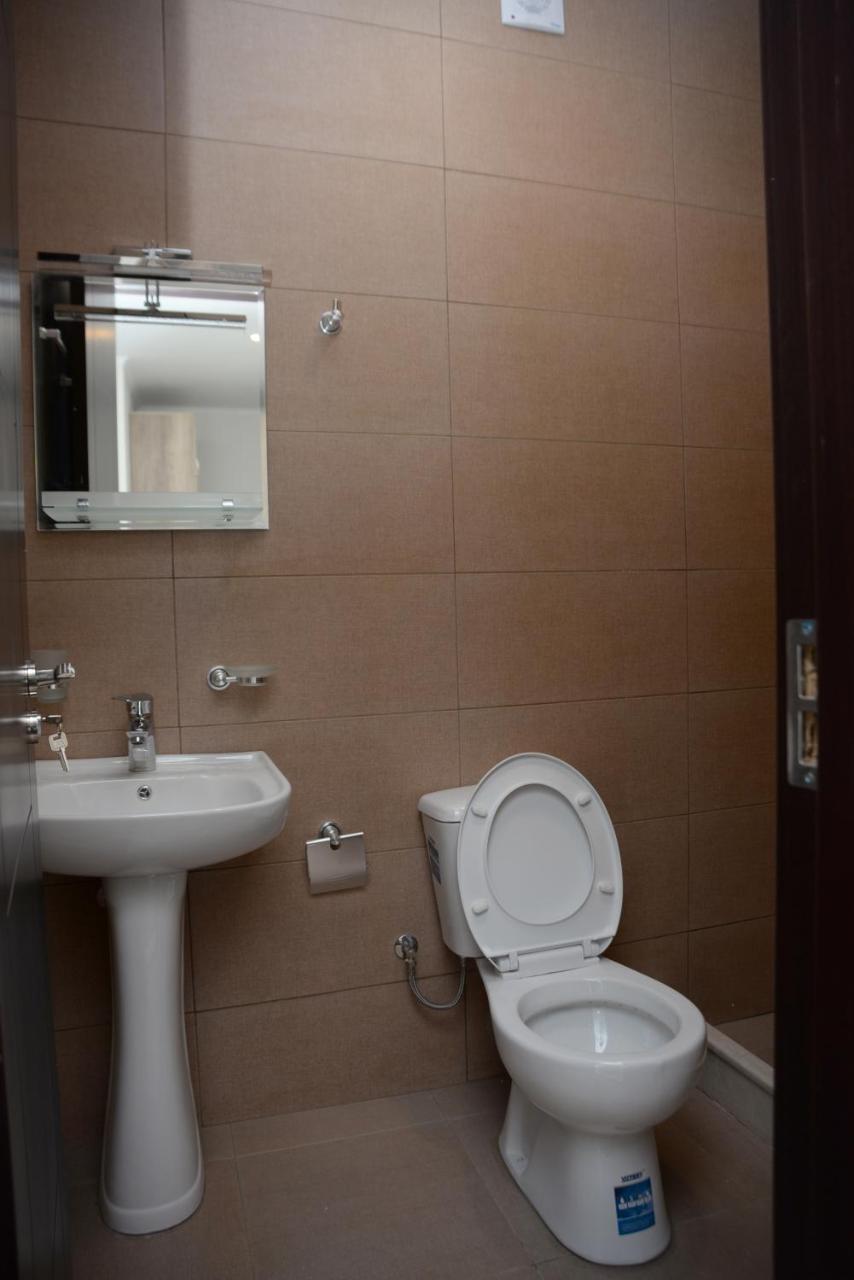 Batumi Hotel מראה חיצוני תמונה