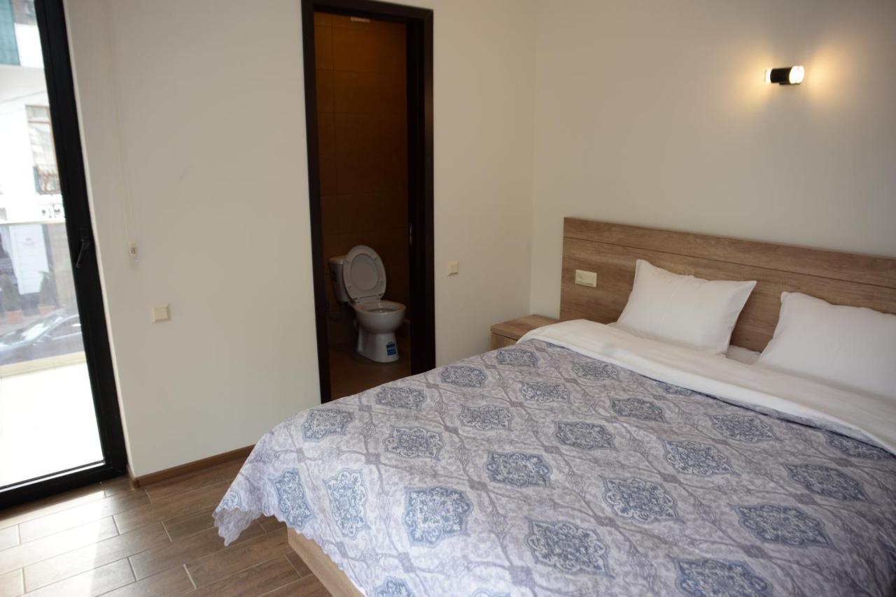 Batumi Hotel מראה חיצוני תמונה